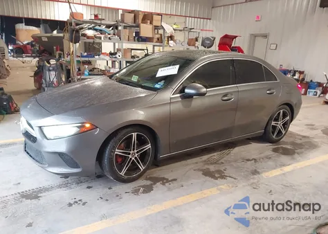 2019 Mercedes-Benz A 220 4Matic из США, поврежденный, VIN WDD3G4FB9KW014185